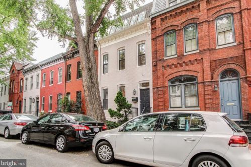 1520 Swann St, Washington DC  20009-3942 exterior