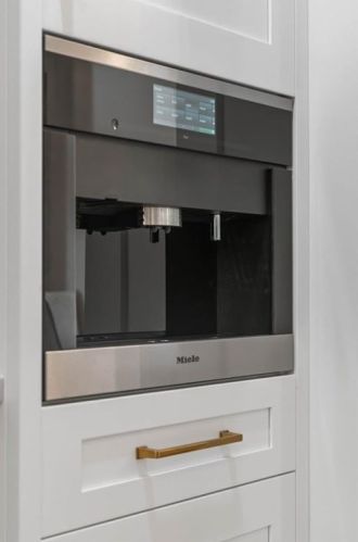 3918 Flowerland Dr, Atlanta GA  30319-1806 exterior