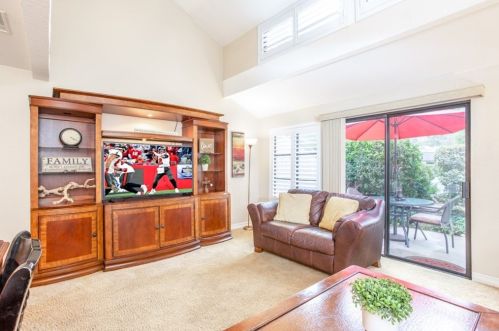 1634 Clear Springs Dr, Fullerton CA 92831-1881 exterior