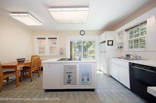 42 Lennox Ave, Locust NJ 07760-1506 exterior