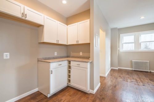 27 Frst St, Torrington CT 06790-4904 exterior