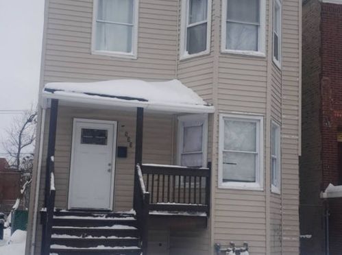 5331 Honore St, Chicago IL 60657-2030 exterior