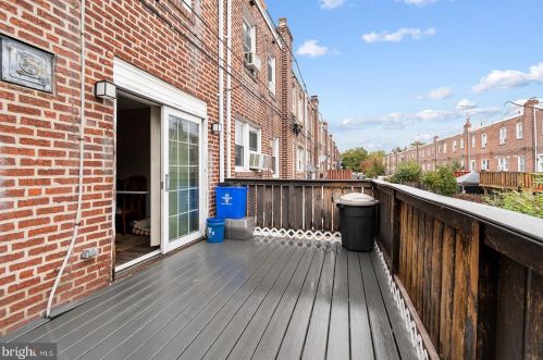 5411 Erdrick St, Philadelphia PA 19135-1013 exterior