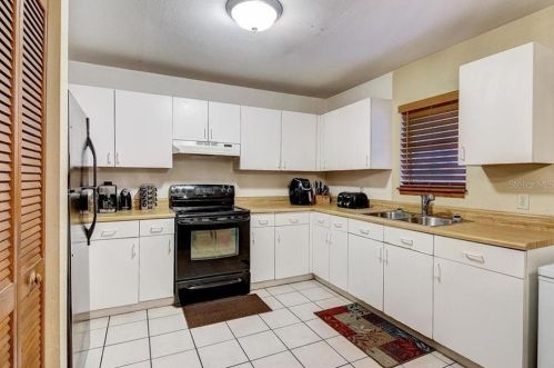 3101 Gordon Ct, Tampa FL 33619-1833 exterior