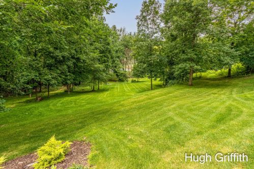 2041 Tall Pne Dr, Grand Rapids MI exterior