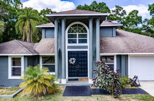 5310 Eureka Springs Rd, Tampa, FL 33610-9405