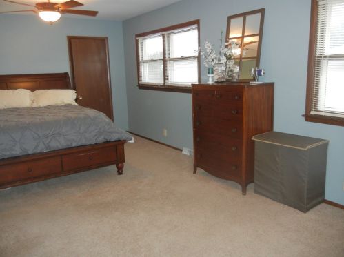 3525 92, Milwaukee WI 53228-1575 exterior