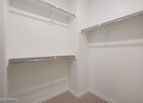 8029 Albeniz Pl, Phoenix AZ  85043 exterior