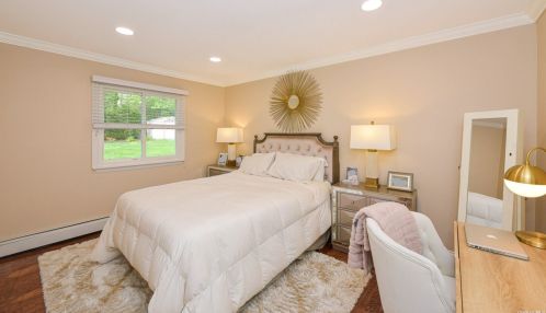 31 New Jersey St, Huntington Station NY 11746-6852 exterior