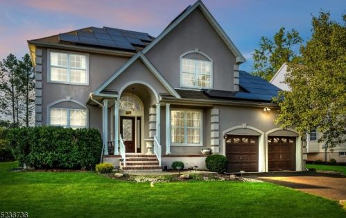 49 Jarman Pl, Bridgewater, NJ 08807-5580