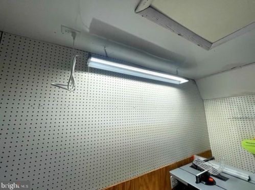 70 Bowman Rd, Hanover PA 17331-4200 exterior