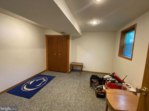 76 Gardenia Dr, Hanover PA 17331-3454 exterior