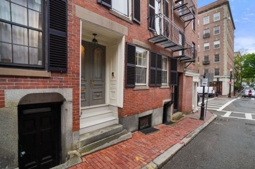 104 Revere St, Boston MA exterior