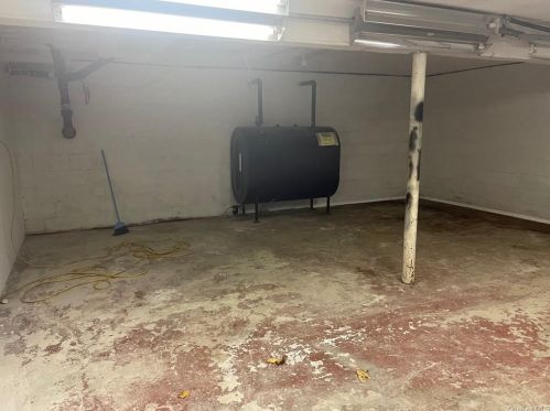 15 Needle Ln, Poughkeepsie NY 12603-4814 exterior