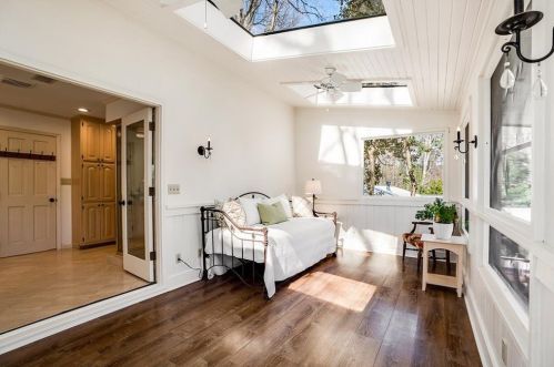 1129 Mason Wood Dr, Atlanta GA 30329-3803 exterior