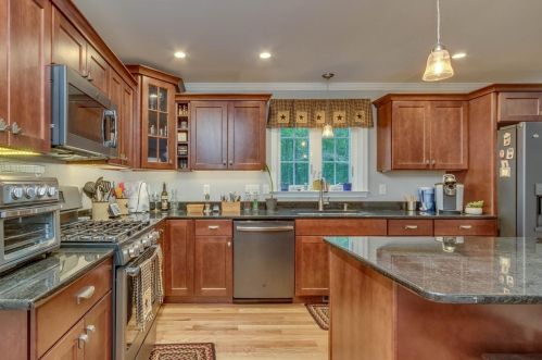 55 Knowlton Rd, Concord, NH 03303-2606