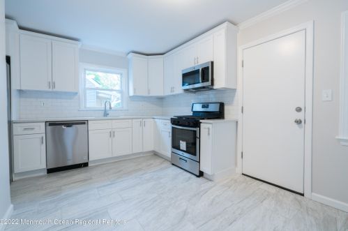 127 Berkeley Ter, Plainfield NJ 07062-1502 exterior