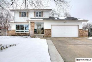 607 Pioneer Rd, Omaha, NE 68046-3796