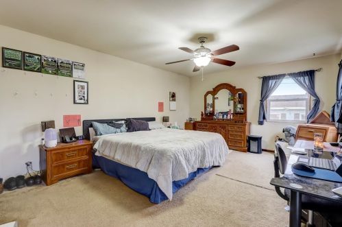 4872 7 St, Milwaukee WI 53221-2445 exterior