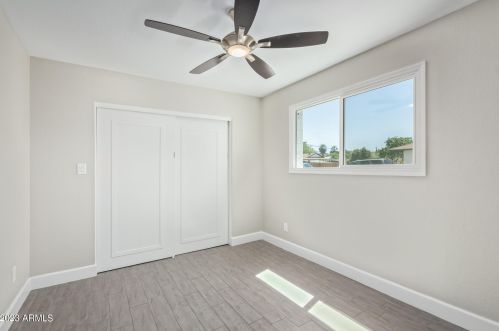 10838 38 St, Phoenix AZ 85018-5830 exterior