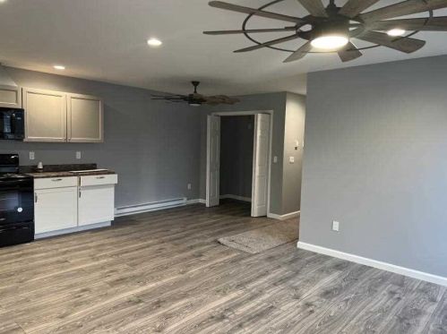 82 Smith St, Poughkeepsie, NY 12601-2608