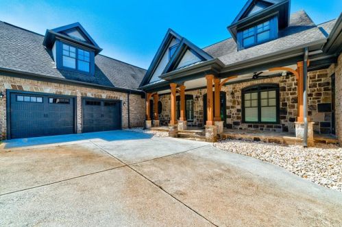 2771 Point Overlook, Gainesville GA 30501-1253 exterior