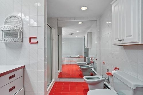 6 Walker Rd, Peabody MA 01960-5421 exterior