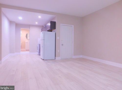 1904 2nd St, Philadelphia PA 19122-1939 exterior