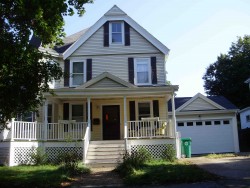 66 Prospect St, Newton, MA 02465-2337