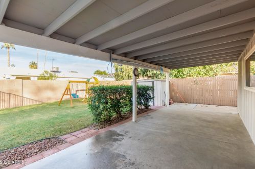 2328 Altadena Ave, Phoenix AZ 85029-3402 exterior