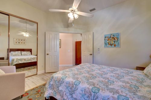 1553 Amherst Dr, Fort Pierce FL 34986-2413 exterior