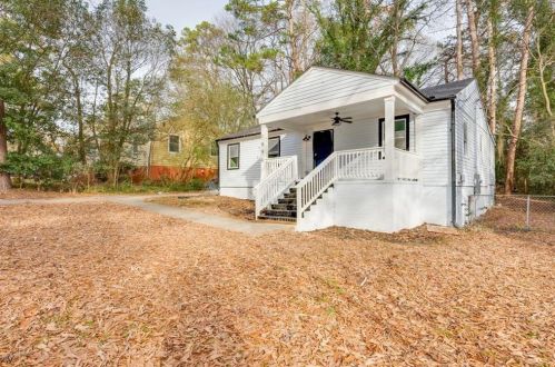 1896 Bonniview St, Atlanta, GA 30310-4924