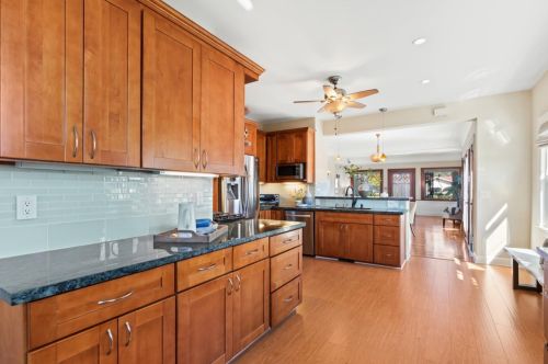 401 17 St, San Jose CA 95112-1547 exterior