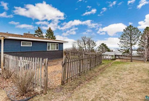 2701 13 St, Duluth MN 55806-1114 exterior