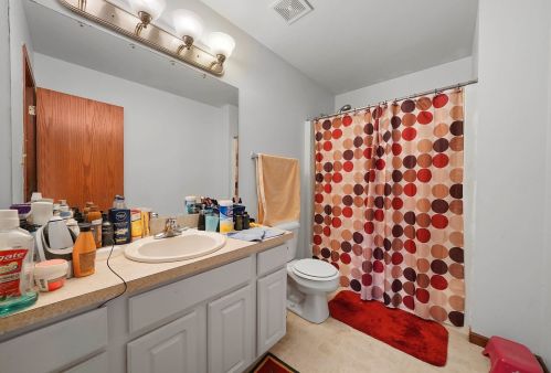 5908 Winterhaven Dr, Joliet IL 60431-7448 exterior