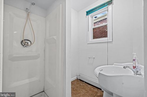 2652 Alder St, Philadelphia PA 19148-4908 exterior