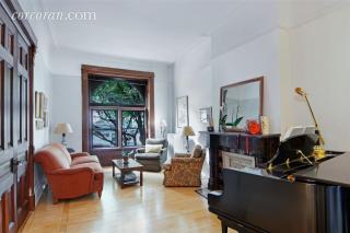 337 8th St, Brooklyn NY  11215-3604 exterior