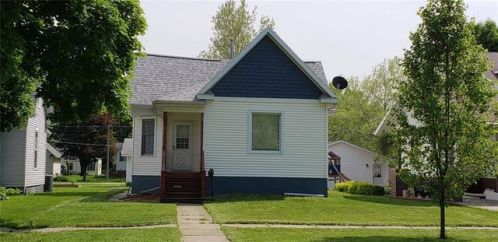 277 Washington St, Genoa Bluff, IA 52301-1547
