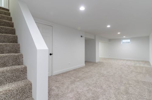 1266 Fellows St, Saint Charles IL  60174-3701 exterior