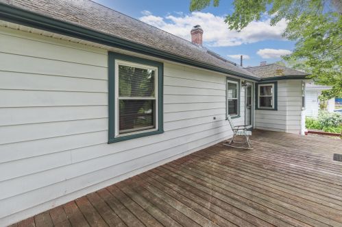 374 Washington St, Dover NH 03820-3635 exterior