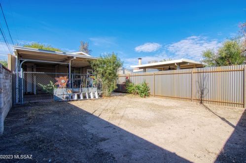 892 Glenn St, Tucson AZ  85705-4120 exterior