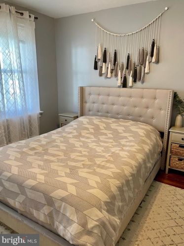 24 Edwin Ave, Trenton NJ 08610-4419 exterior