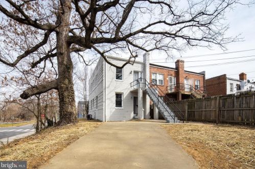 401 Newcomb St, Washington DC 20032-2655 exterior