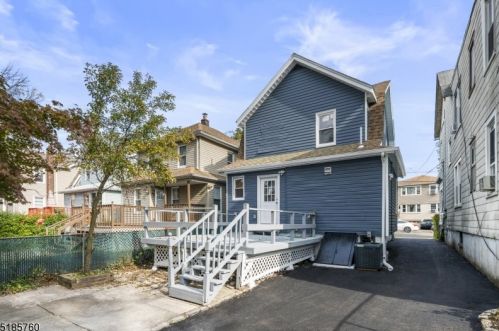 19 Becker Ter, Irvington NJ 07111-1311 exterior