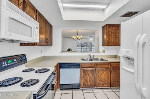 7860 Baker St, Tucson AZ  85710-2360 exterior