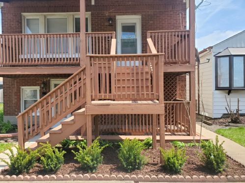 6219 Nagle Ave, Chicago IL 60638-4207 exterior