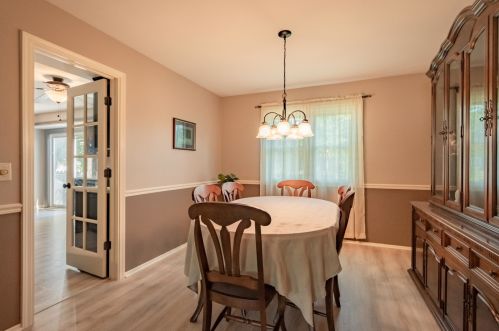 1049 Cedar Crst Dr, Bull Valley IL 60014-6931 exterior