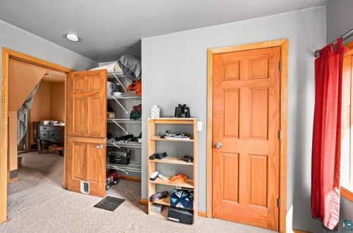 13201 2nd St, Duluth MN 55805-1701 exterior