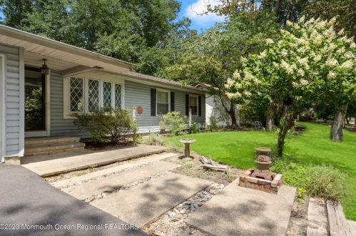 478 Brewers Bridge Rd, Jackson Twp, NJ 08527-2629