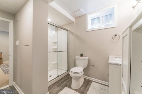 206 S St, Washington DC  20002-1571 exterior